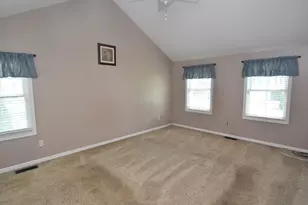 87 Photine Dr, Lowell, MA 01854 - Photo 26