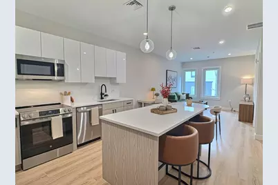 1305 Hyde Park Ave. #209, Boston, MA 02136 - Photo 2