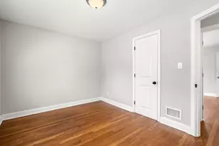 106 Lynnfield St, Peabody, MA 01960 - Photo 20