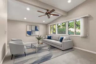 18 Jefferson Ave, Sharon, MA 02067 - Photo 4