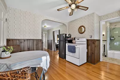 208 Woodland St, Fitchburg, MA 01420 - Photo 24
