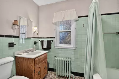 208 Woodland St, Fitchburg, MA 01420 - Photo 20