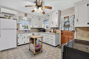 208 Woodland St, Fitchburg, MA 01420 - Photo 14
