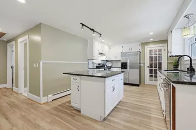 82 Norfolk St, Walpole, MA 02081 - Photo 8