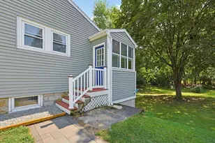 82 Norfolk St, Walpole, MA 02081 - Photo 26