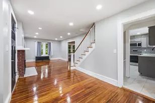 43 Eddywood St, Springfield, MA 01118 - Photo 12