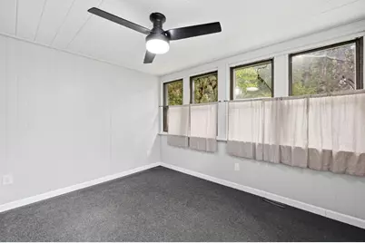 43 Eddywood St, Springfield, MA 01118 - Photo 10