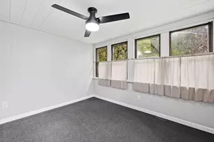 43 Eddywood St, Springfield, MA 01118 - Photo 10