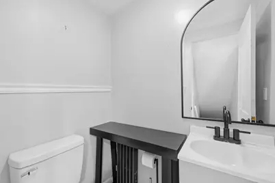 43 Eddywood St, Springfield, MA 01118 - Photo 16