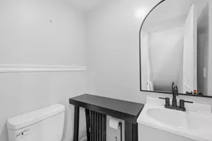 43 Eddywood St, Springfield, MA 01118 - Photo 16