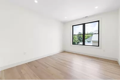 28 Howard St #1, Waltham, MA 02451 - Photo 18