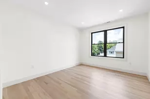 28 Howard St, Waltham, MA 02451 - Photo 18