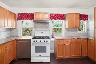 10 Fremont Ave, Everett, MA 02149 - Photo 18