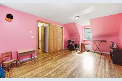 28 Old Thompson St, Palmer, MA 01069 - Photo 10