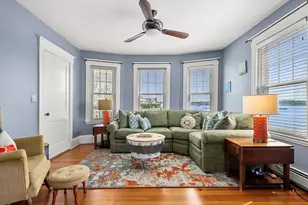 16 Glover St, Salem, MA 01970 - Photo 6