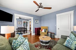 16 Glover St, Salem, MA 01970 - Photo 8