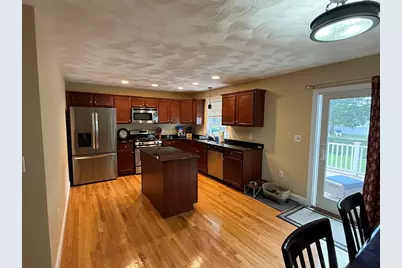 7 Willow St #7, Haverhill, MA 01832 - Photo 10