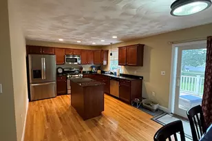 7 Willow St, Haverhill, MA 01832 - Photo 10