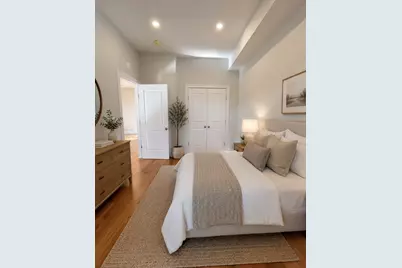 216 W Broadway #1, Boston, MA 02127 - Photo 4