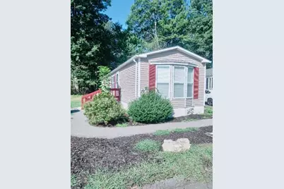 16 Hemlock Street, Rockland, MA 02370 - Photo 2