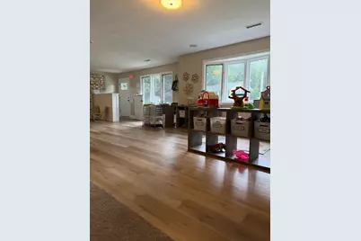 443 Cross Rd, Dartmouth, MA 02747 - Photo 10