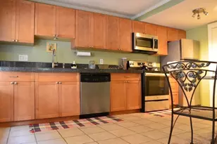 14 Essex St, Swampscott, MA 01907 - Photo 2