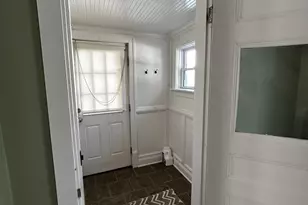 14 Essex St, Swampscott, MA 01907 - Photo 4