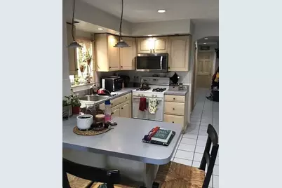 16 Marney St #1, Cambridge, MA 02141 - Photo 2
