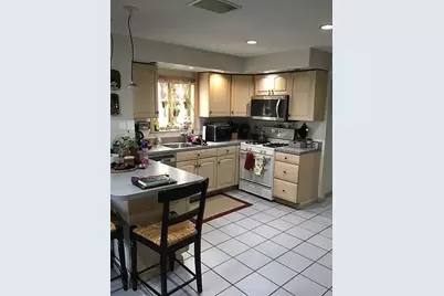 16 Marney St #1, Cambridge, MA 02141 - Photo 1