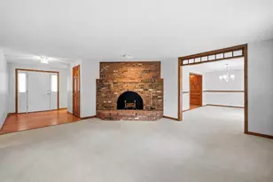 31 Deborah Ln, Westfield, MA 01085 - Photo 4