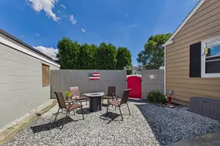 118 Somerset St, New Bedford, MA 02745 - Photo 30