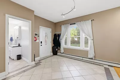 648 Merrimack Ave, Dracut, MA 01826 - Photo 16
