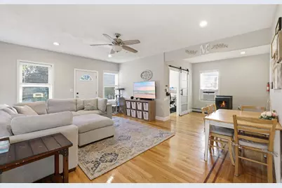 648 Merrimack Ave, Dracut, MA 01826 - Photo 6