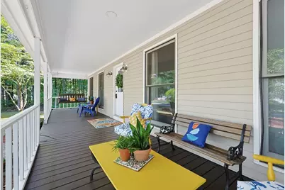 74 Spinning Wheel Dr, Uxbridge, MA 01569 - Photo 2