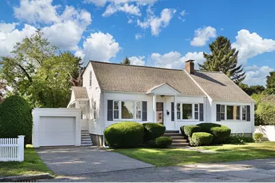 33 Wilson Rd, Stoneham, MA 02180 - Photo 2