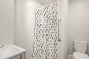 33 Wilson Rd, Stoneham, MA 02180 - Photo 16