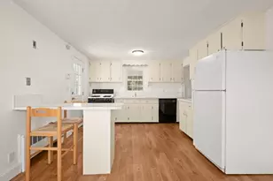 33 Wilson Rd, Stoneham, MA 02180 - Photo 6