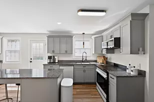 52 Stagecoach Rd, Amherst, MA 01002 - Photo 8