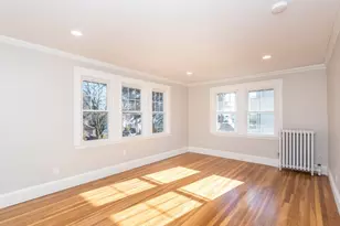 76 Barbara Rd, Waltham, MA 02453 - Photo 8