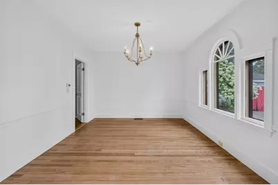 33 Lexington Ave, Haverhill, MA 01835 - Photo 8