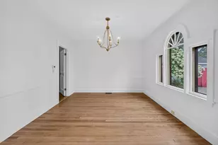 33 Lexington Ave, Haverhill, MA 01835 - Photo 8