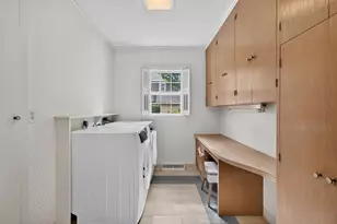 33 Lexington Ave, Haverhill, MA 01835 - Photo 18