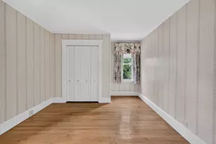 33 Lexington Ave, Haverhill, MA 01835 - Photo 22