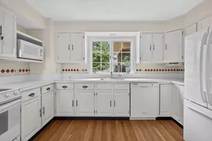 33 Lexington Ave, Haverhill, MA 01835 - Photo 16