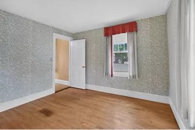 33 Lexington Ave, Haverhill, MA 01835 - Photo 24