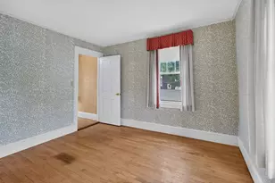 33 Lexington Ave, Haverhill, MA 01835 - Photo 24