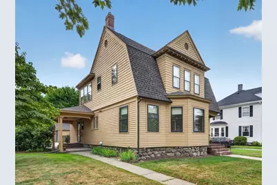 33 Lexington Ave, Haverhill, MA 01835 - Photo 2