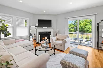 174 Pine St #301, Danvers, MA 01923 - Photo 8