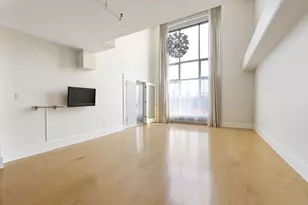 25 Channel Center St, Boston, MA 02210 - Photo 2