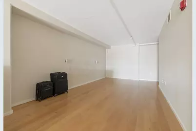 25 Channel Center St #210, Boston, MA 02210 - Photo 24